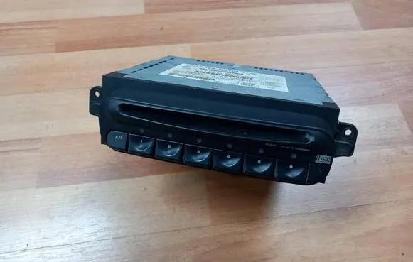 Chrysler Voyager CD/DVD changer P05064003AE CD6203CIRS T00AM3182Q0305