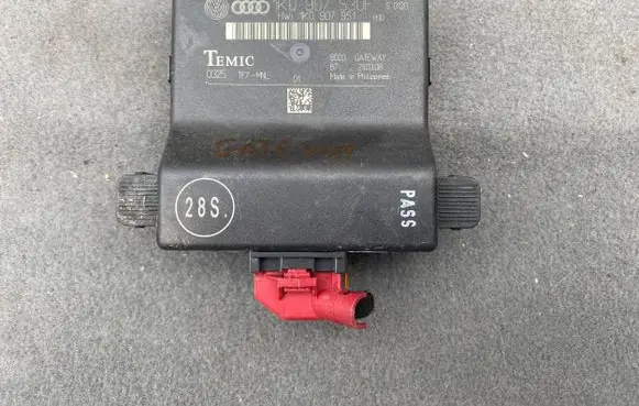 Seat Ibiza IV (6J,6P) Gateway control module 1K0907530F