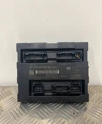 Audi A8 S8 D4 4H Comfort/convenience module 4H0907064AD