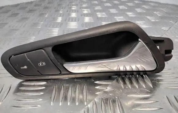 Volkswagen PASSAT B6 Loading door interior handle 3C2837114 3C0962126