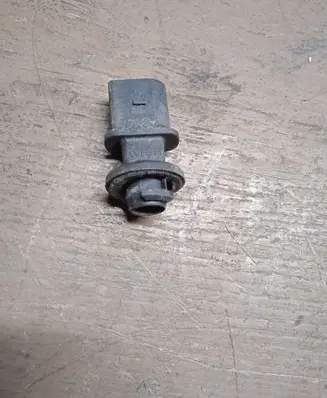 Volkswagen PASSAT B6 Front indicator light 8N0953053
