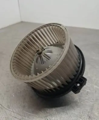 Toyota Avensis T220 Heater fan/blower 1940000252