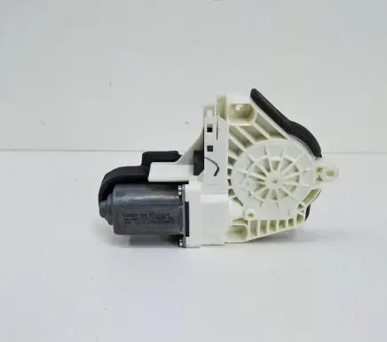 Audi A8 S8 D4 4H Front door window regulator motor 8K0959802B