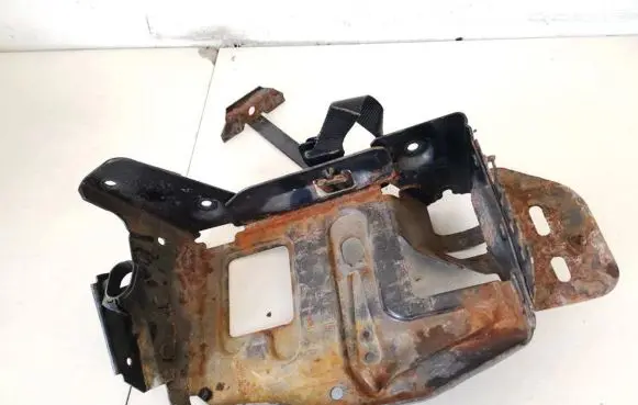 Alfa Romeo GT Battery bracket 