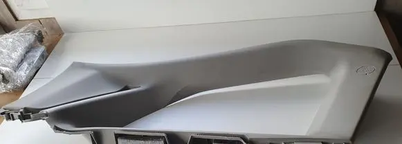 Toyota Auris E180 Tailgate/trunk side cover trim 
