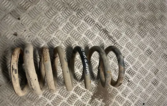 Mitsubishi Pajero Rear coil spring