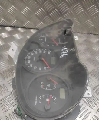 Subaru Impreza II Speedometer (instrument cluster)