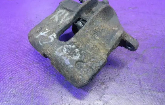 Renault Scenic I Front brake caliper