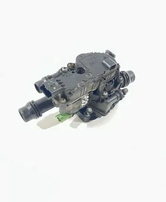 Thermostat/thermostat housing