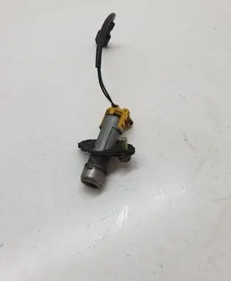 KIA Sorento Tailgate exterior lock 