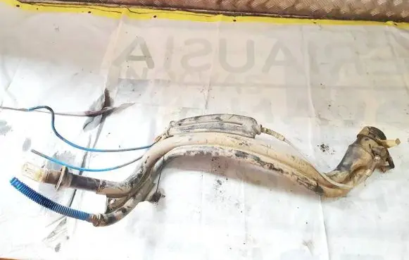 Fuel tank filler neck pipe