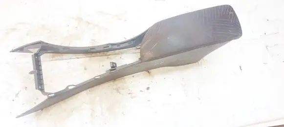 Renault Laguna II Armrest 8200025899