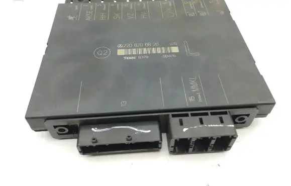 Mercedes-Benz S W220 Seat control module 2208206826