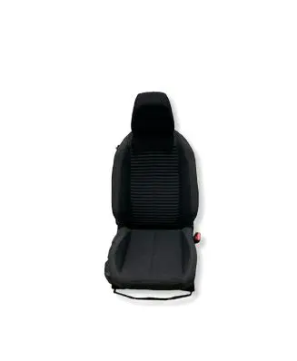 Peugeot 2008 II Front passenger seat 