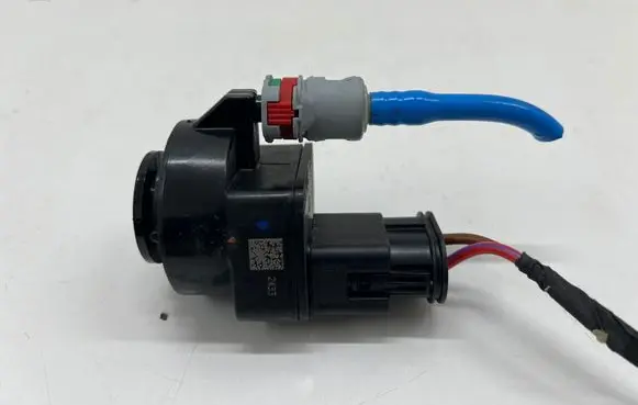 BMW 1 F40 Fuel filter 8597308