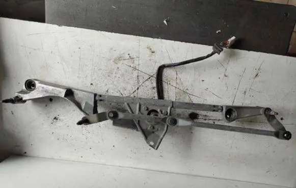Mercedes-Benz C W203 Wiper motor A2038200342 404518 2311A