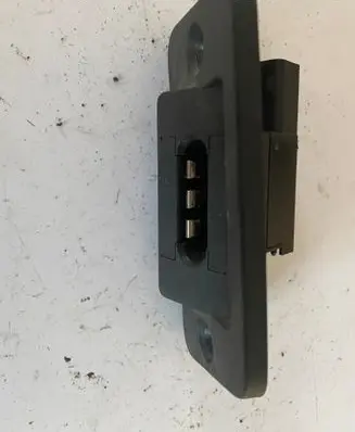 Volkswagen Caddy Sliding door contact joint 2K0907496A