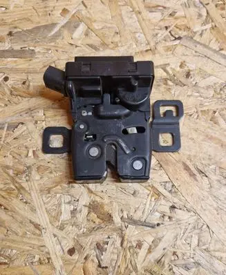 Land Rover Range Rover Sport L320 Tailgate window lock/catch/latch 29090C03