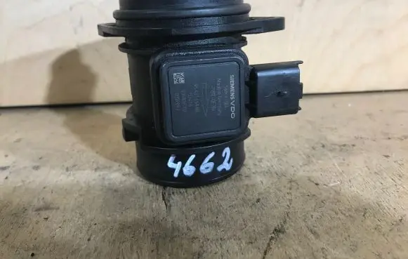 Peugeot 207 Mass air flow meter 5WK97004 9647144080