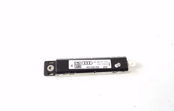 Audi A3 S3 8V Aerial antenna amplifier 8V4035225