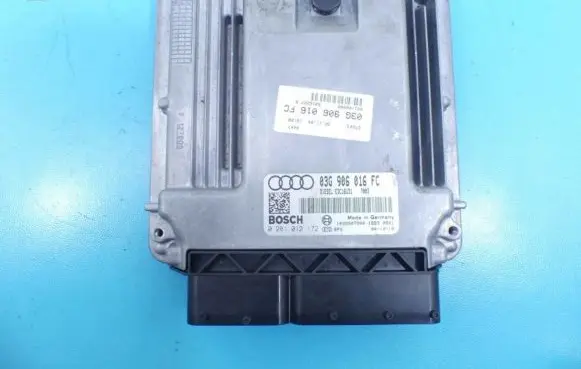 Audi A4 S4 B7 8E 8H Engine control unit/module ECU 0281012172 IMPRK1104291