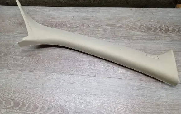 Volvo XC70 (A) pillar trim