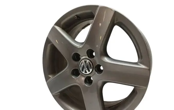 Volkswagen Golf V R17 alloy rim 