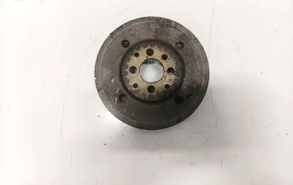 Volkswagen PASSAT B5 Crankshaft pulley
