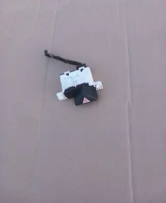 Ford Focus Hazard light switch 2M5T13A350AA