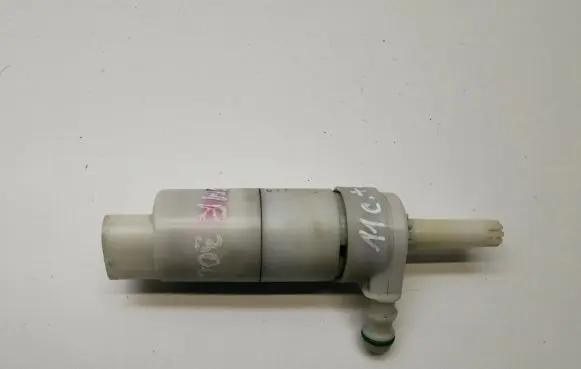 Chrysler 300 - 300C Windscreen/windshield washer pump 8TW007540