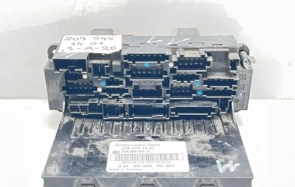 Mercedes-Benz CLK A209 C209 Fuse box set 2095451401 5DK00848512