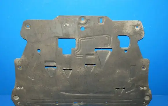 Volvo S90, V90 Engine splash shield/under tray