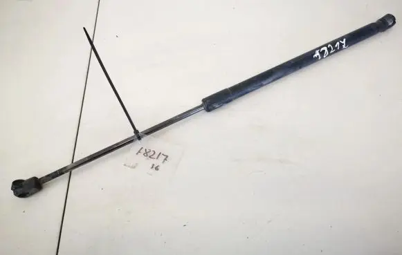Mazda 3 I Tailgate/trunk strut/damper bp4k62020d bp4k-62020d
