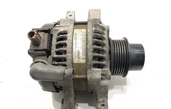 Toyota Yaris Generator/alternator 270600Q151