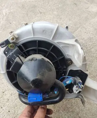 Mazda 323 Heater fan/blower HBB31BC1M
