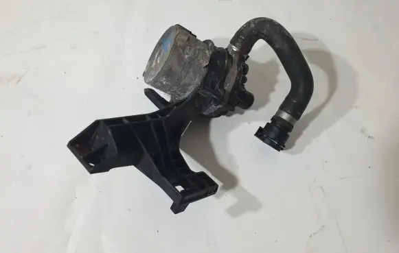 BMW M5 Electric auxiliary coolant/water pump 2284291 701360240D 17669711