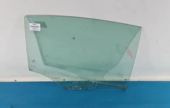 Volkswagen PASSAT B8 Rear door window glass 3G5845026D IMPRK1530877