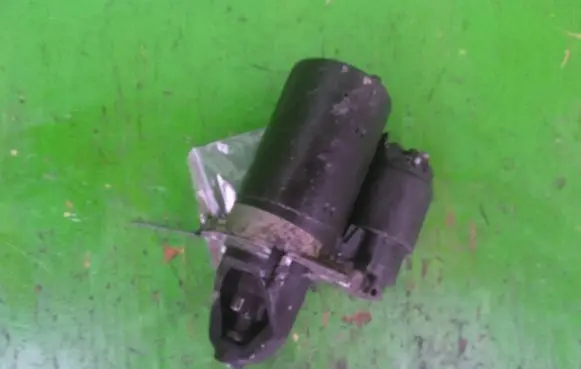 Nissan Micra Starter motor