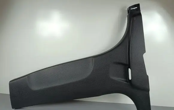 KIA Sorento (B) pillar trim (bottom)