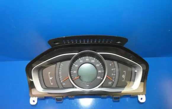 Volvo S60 Speedometer (instrument cluster) 31327751