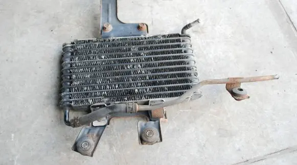 Mitsubishi Pajero Transmission/gearbox oil cooler 170KM