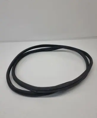 Rear door rubber seal (on body)