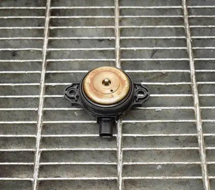 BMW 3 F30 F35 F31 Camshaft vanos timing valve 7593719