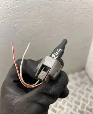 Toyota Avensis T250 Outside/exterior temperature sensor 