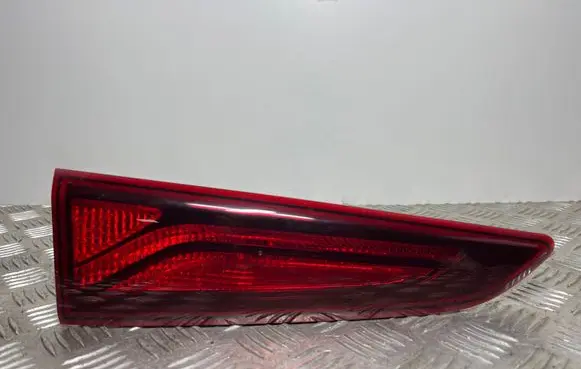 Hyundai Kona I Tailgate rear/tail lights 92403J90