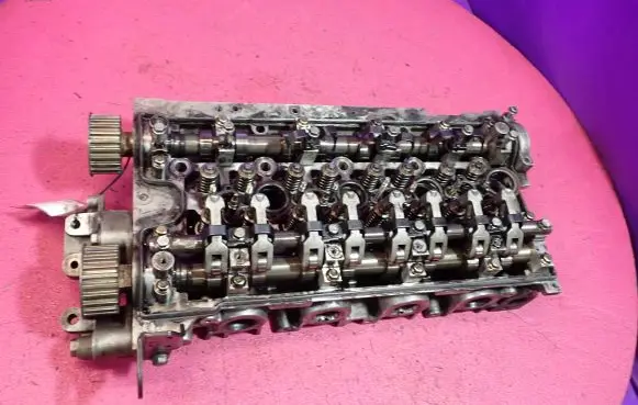Renault Laguna II Engine head 8200005876