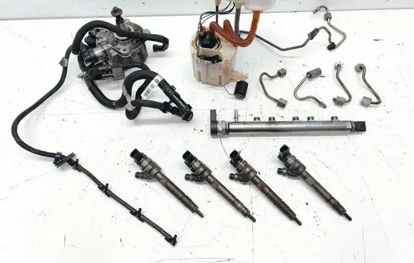 BMW 3 F30 F35 F31 Fuel injection system set 7243972 8594893 8507680