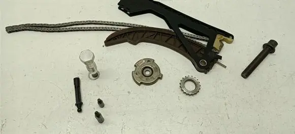 BMW M2 F87 Slide rail for timing chain 
