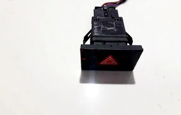 Volkswagen Touareg I Hazard light switch 7l6953235 317.04