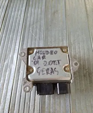 Ford Mondeo Mk III Airbag control unit/module 1S7T14B056BF BFCD132 36F003317301